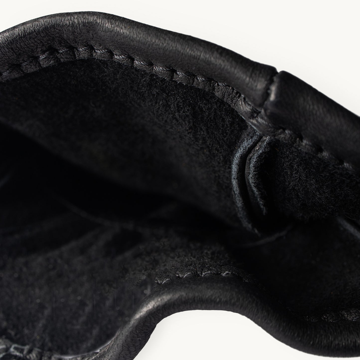 Medium Weight Unlined Deerskin Work Glove - Wing Thumb